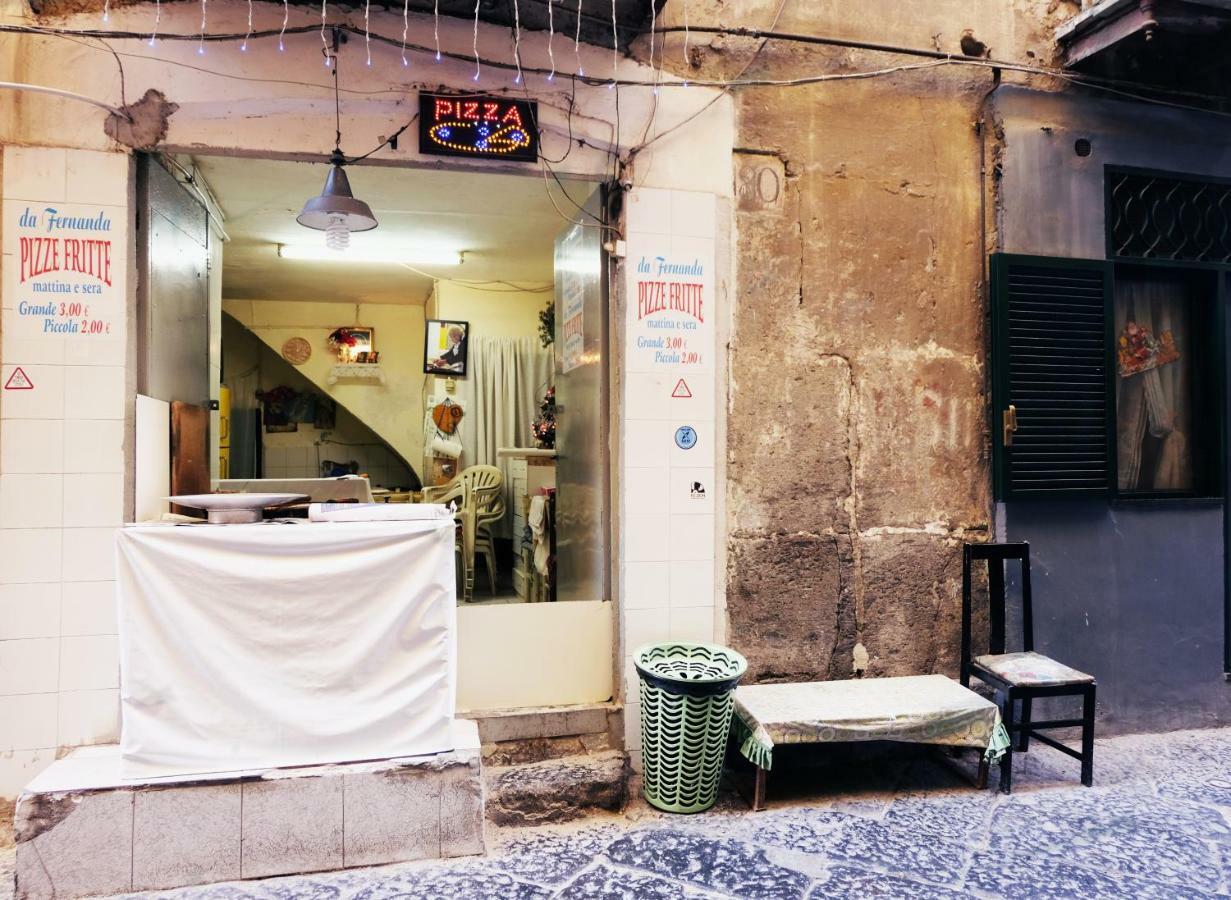 Il-terno All'8 Al Centro Storico Old Town Napoli